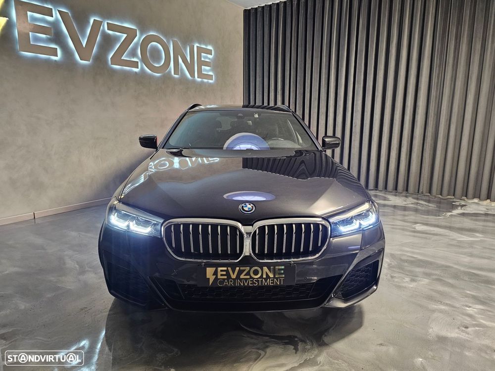 BMW 530 e Pack Desportivo M - 2