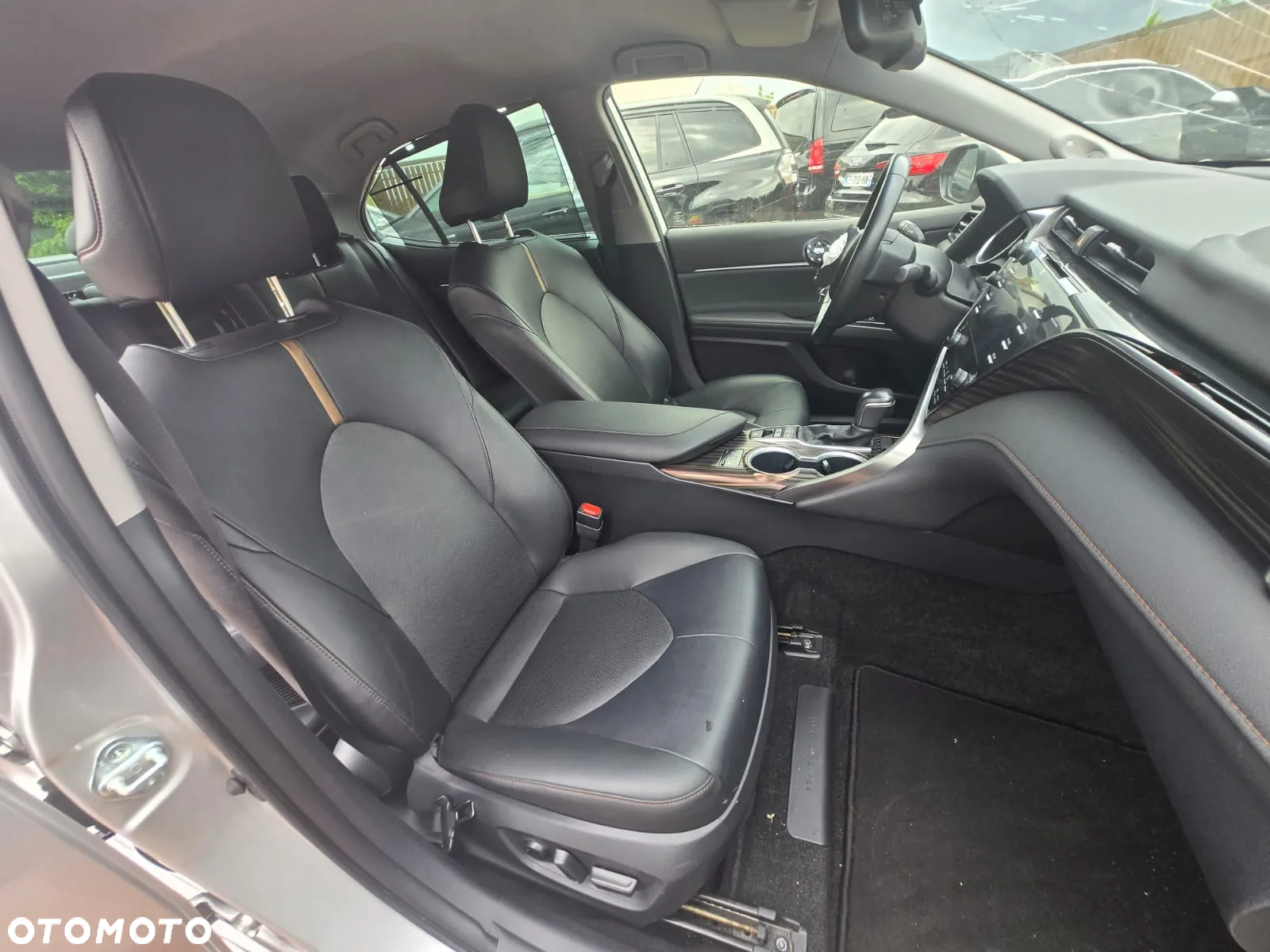 Toyota Camry 2.5 Hybrid Dynamic Force Executive e-CVT - 6