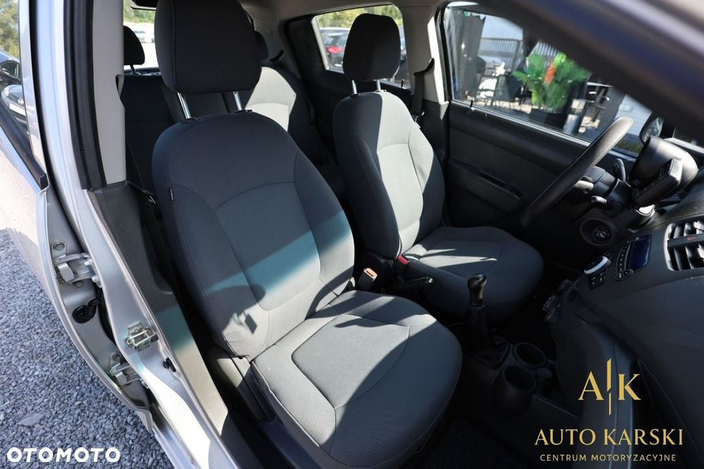 Chevrolet Spark - 38