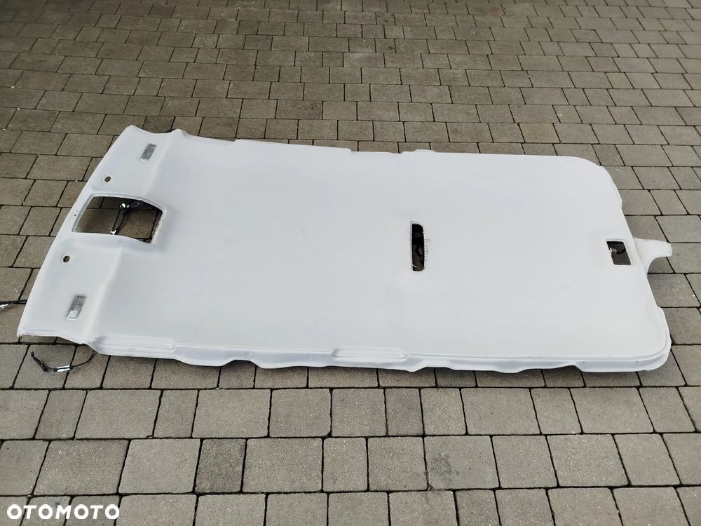 Audi A4 B7 kombi podsufitka S-Line lub Audi A3 8P - 7