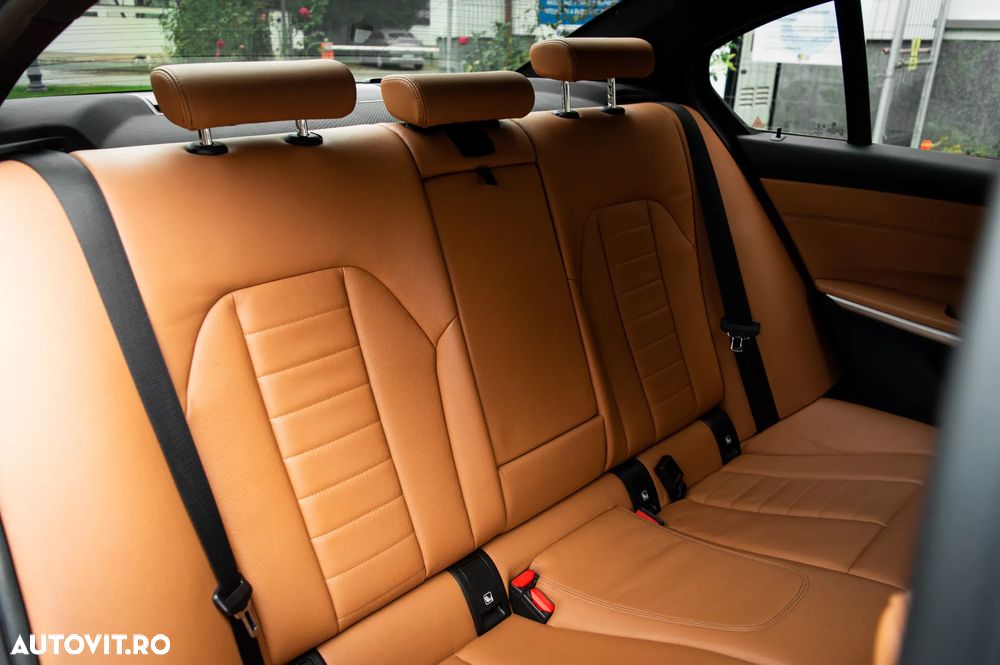 BMW Seria 3 318d Sport Line - 18