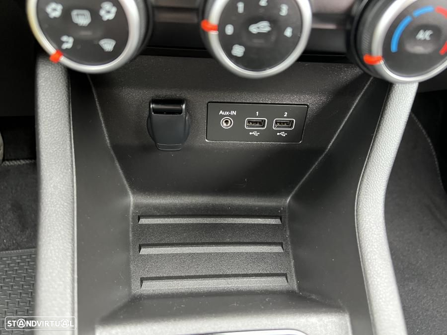 Renault Clio 1.0 TCe Limited Bi-Fuel - 33