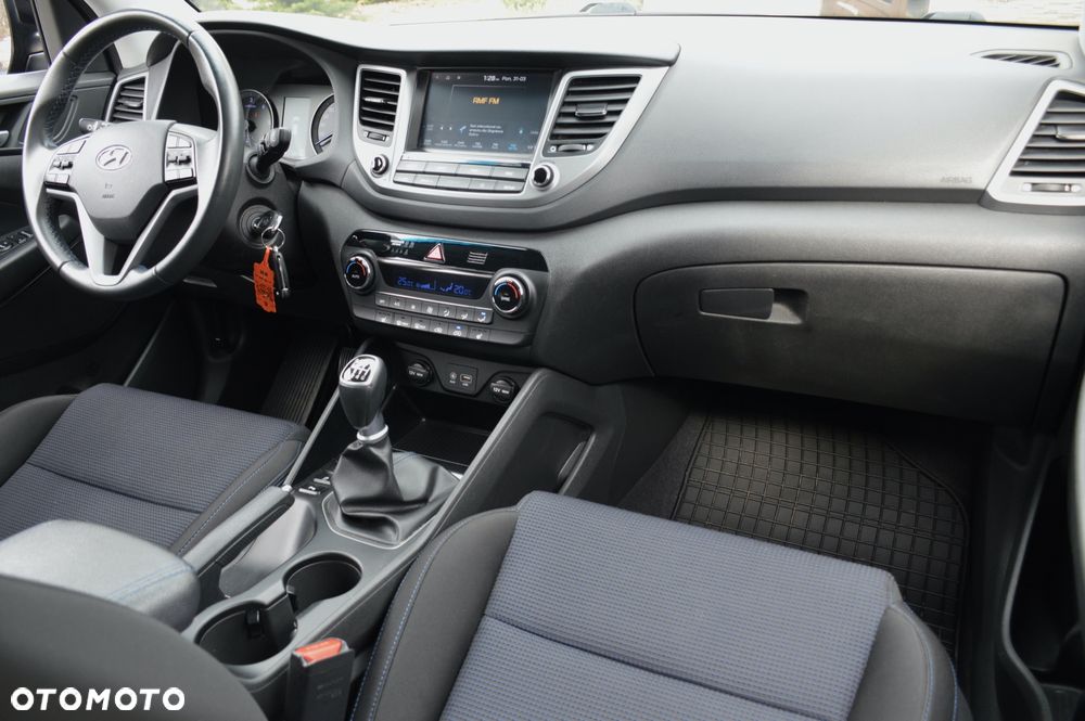 Hyundai Tucson blue 1.7 CRDi 2WD Advantage - 22