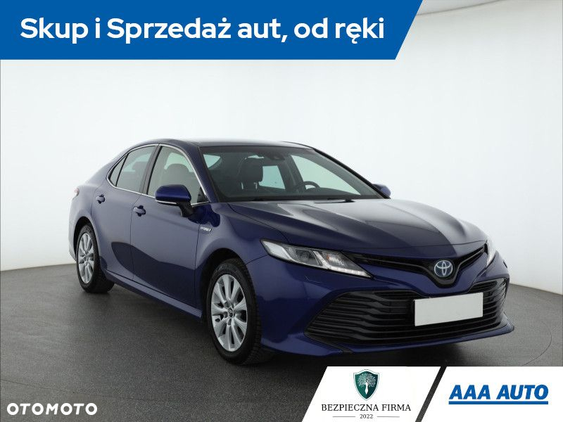 Toyota Camry - 2