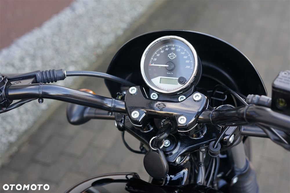 Harley-Davidson Street 750 - 18