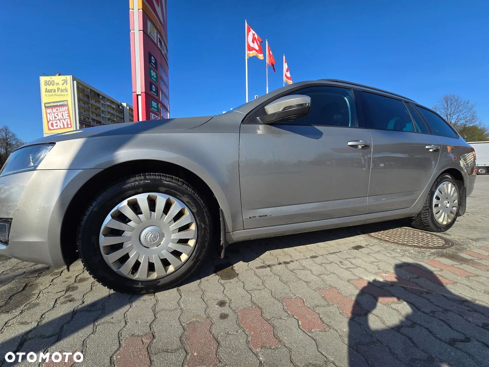 Skoda Octavia 1.4 TSI Elegance - 25