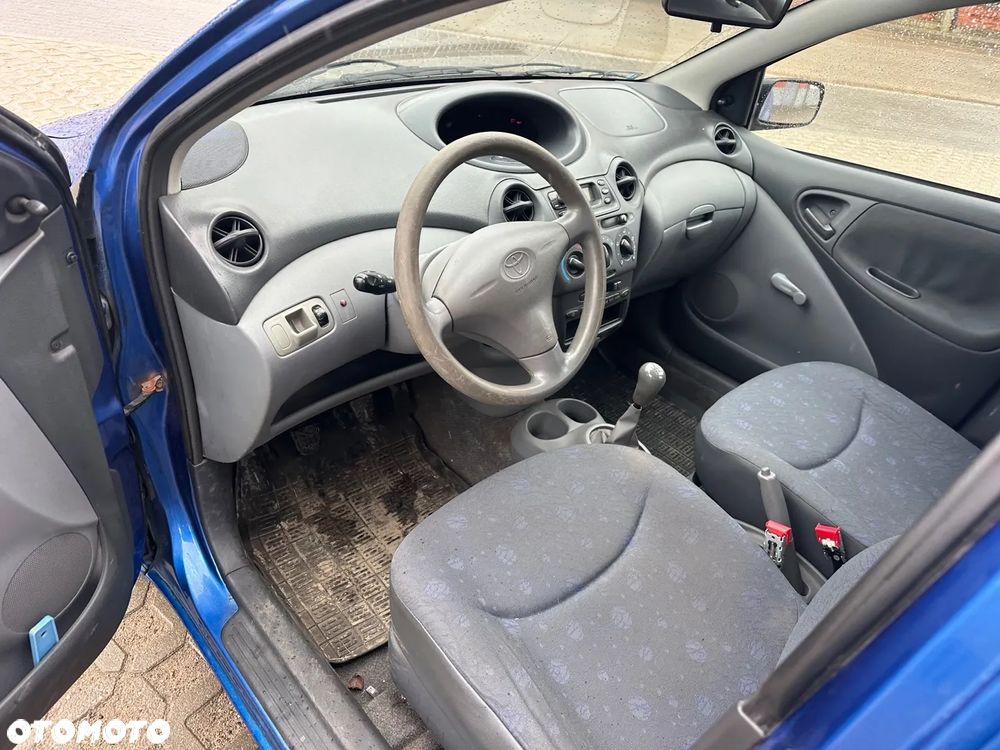 Toyota Yaris 1.0 Luna - 3