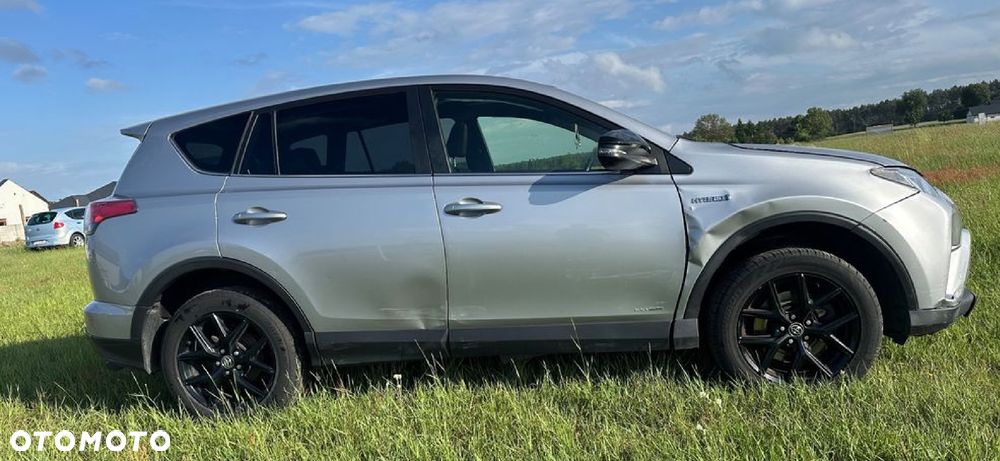 Toyota RAV4 2.5 4x4 Team Deutschland - 7