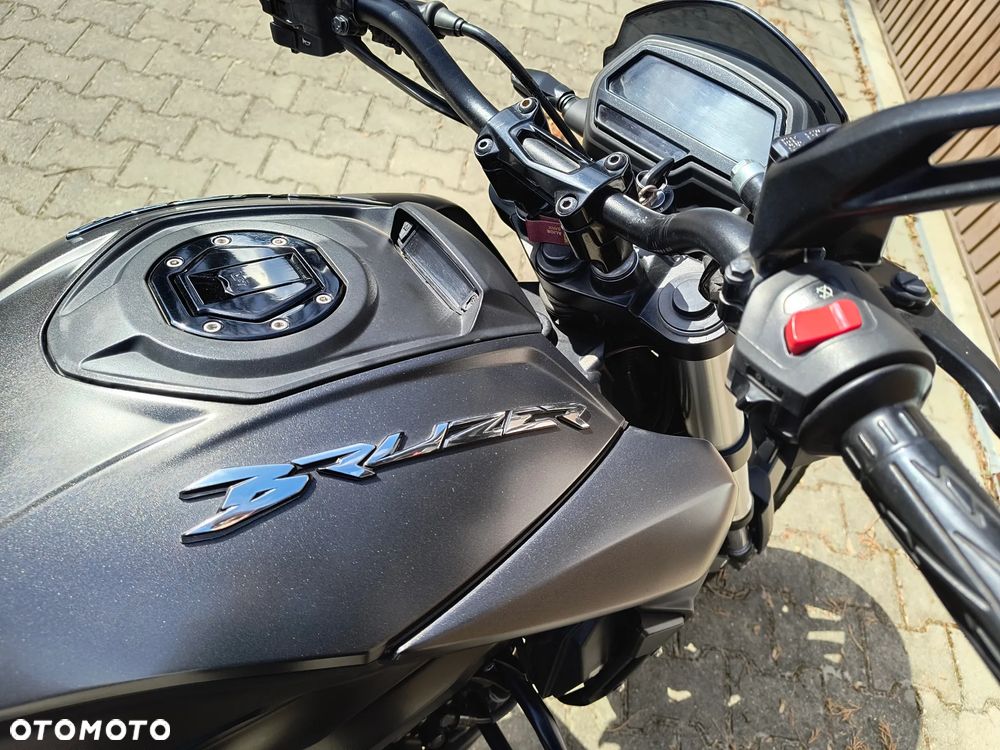 Bajaj Dominar 400 - 10