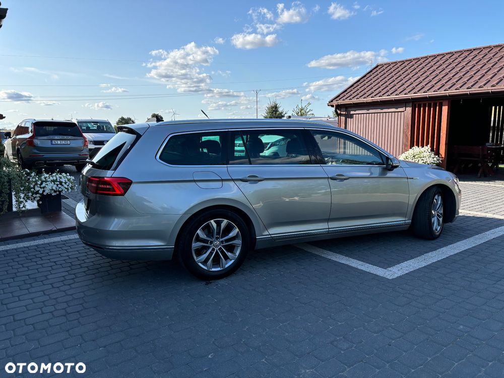 Volkswagen Passat 2.0 TDI BMT 4Mot Highline DSG - 8