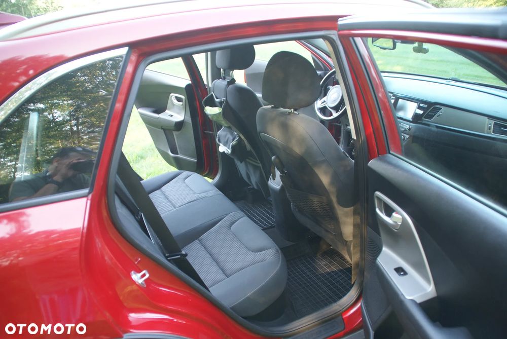 Kia Niro 1.6 GDI Hybrid M - 11