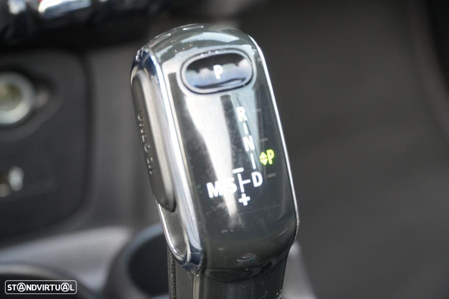 MINI Cabrio Cooper Premium Plus JCW Auto - 18