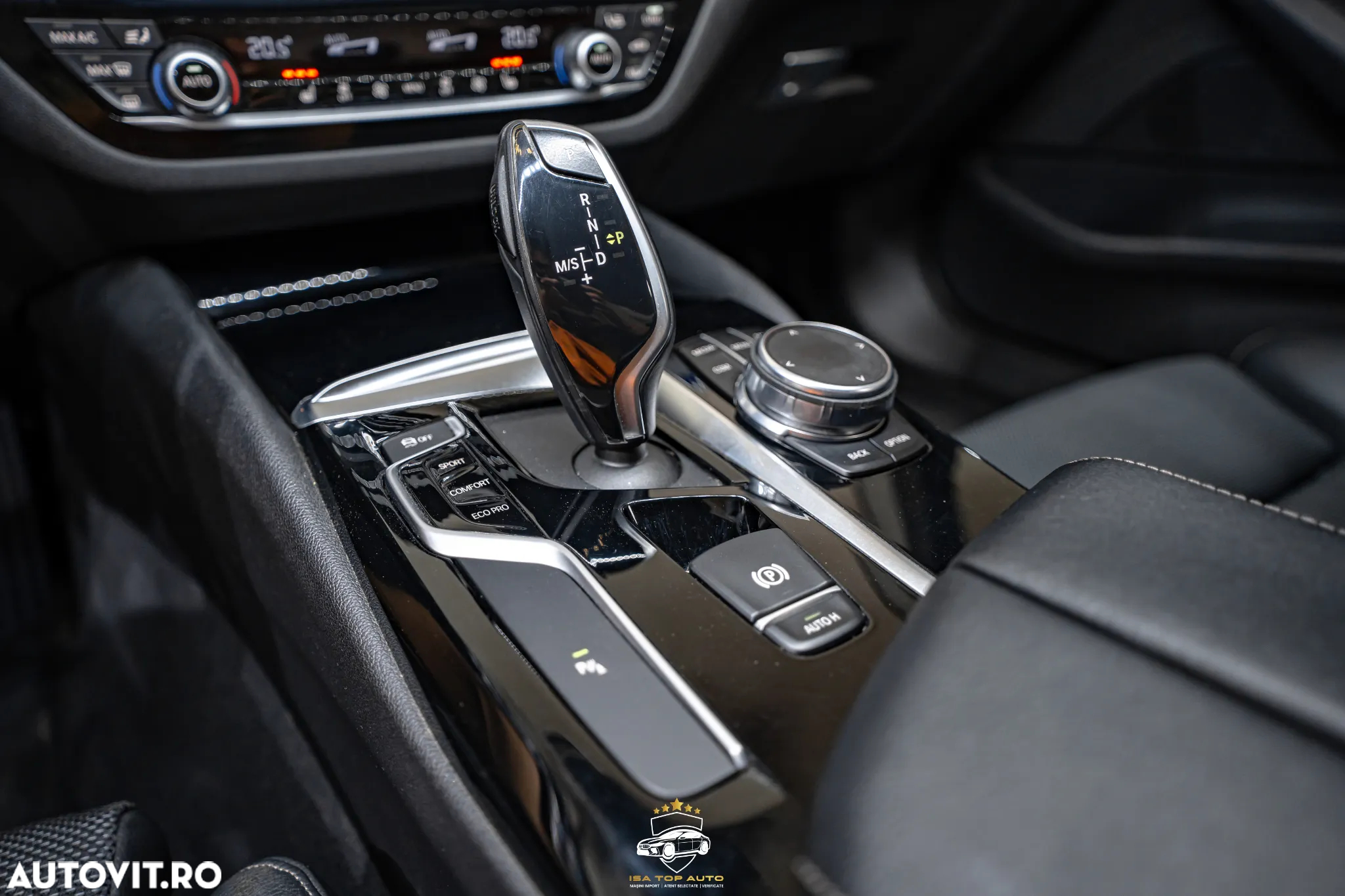 BMW Seria 5 520d AT - 37