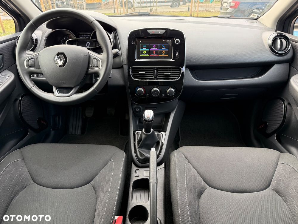 Renault Clio 0.9 TCe Limited - 29