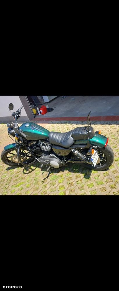 Harley-Davidson Sportster Iron 883 - 1