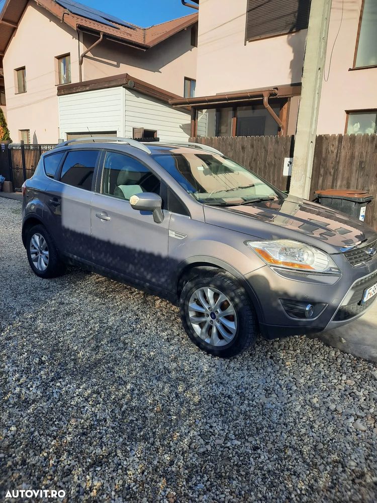 Ford Kuga 2.0 TDCi 4x4 Aut. Titanium - 8