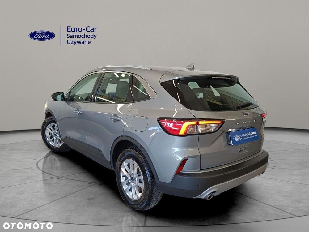 Ford Kuga 2.5 Duratec FHEV TITANIUM - 6