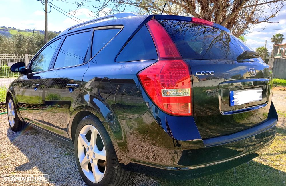 Kia Ceed SW 1.6 CRDi TX ISG - 4