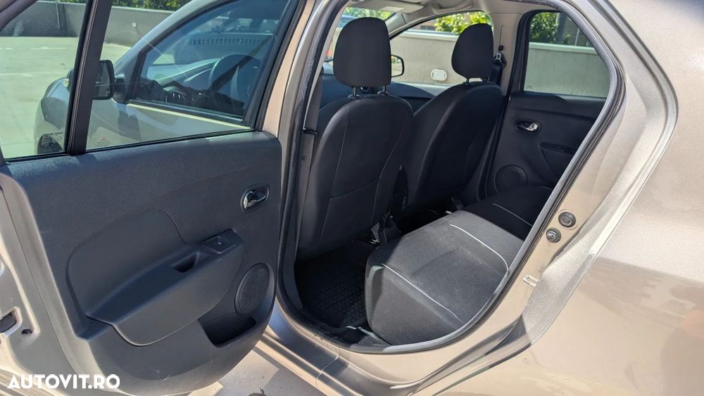 Dacia Logan - 5