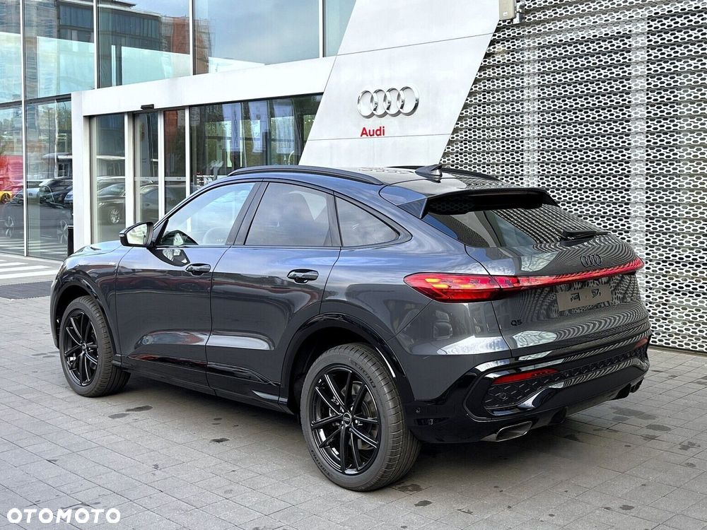 Audi Q5 Sportback - 6