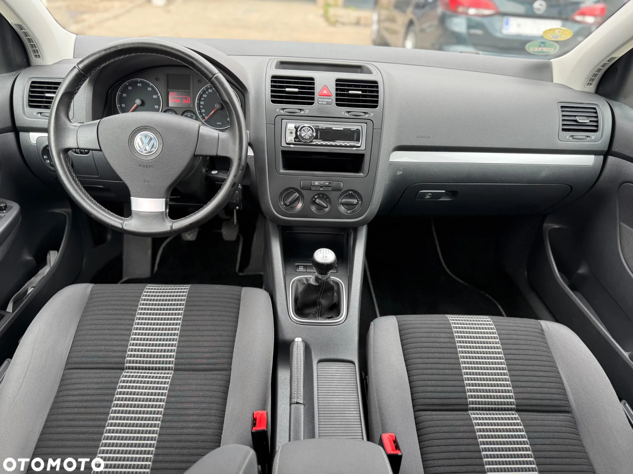Volkswagen Golf 1.6 United - 11