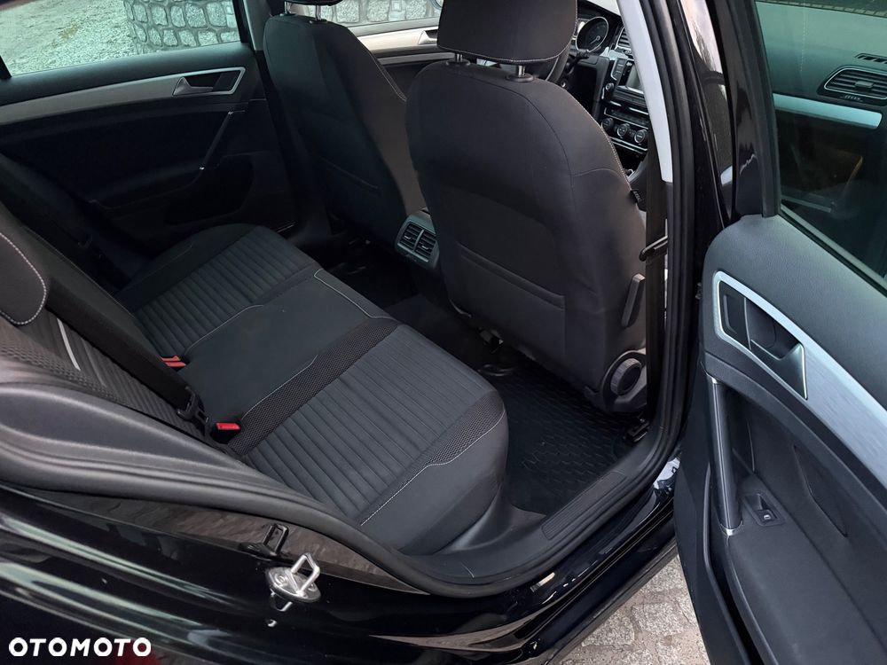 Volkswagen Golf 1.2 TSI BlueMotion Technology Cup - 12
