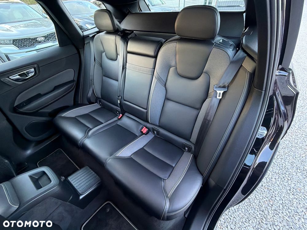 Volvo XC 60 - 33