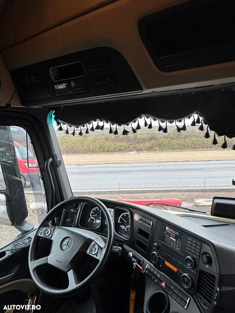 Mercedes-Benz Actros 1845 Low Liner Mega - 6