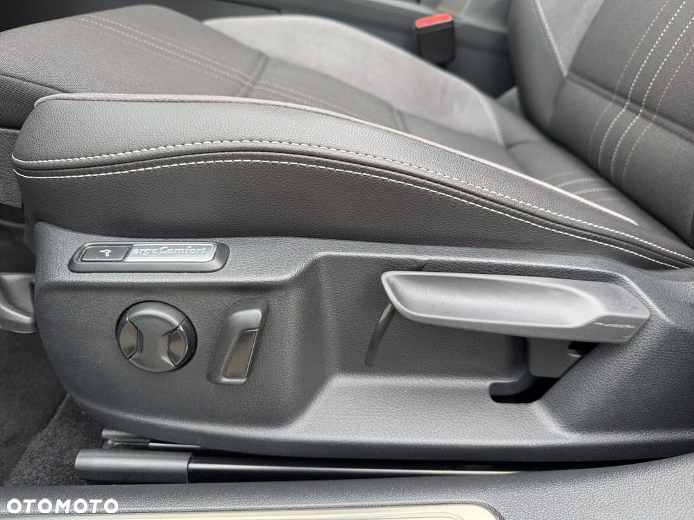 Volkswagen Passat - 14
