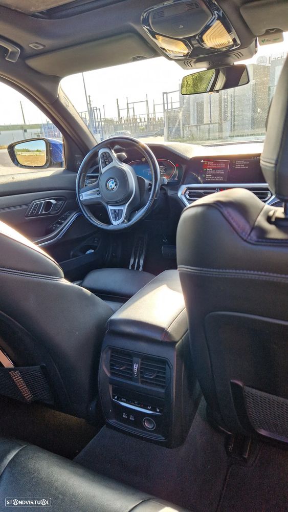 BMW 330 i Pack M Auto - 48
