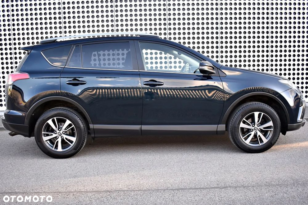 Toyota RAV4 - 3