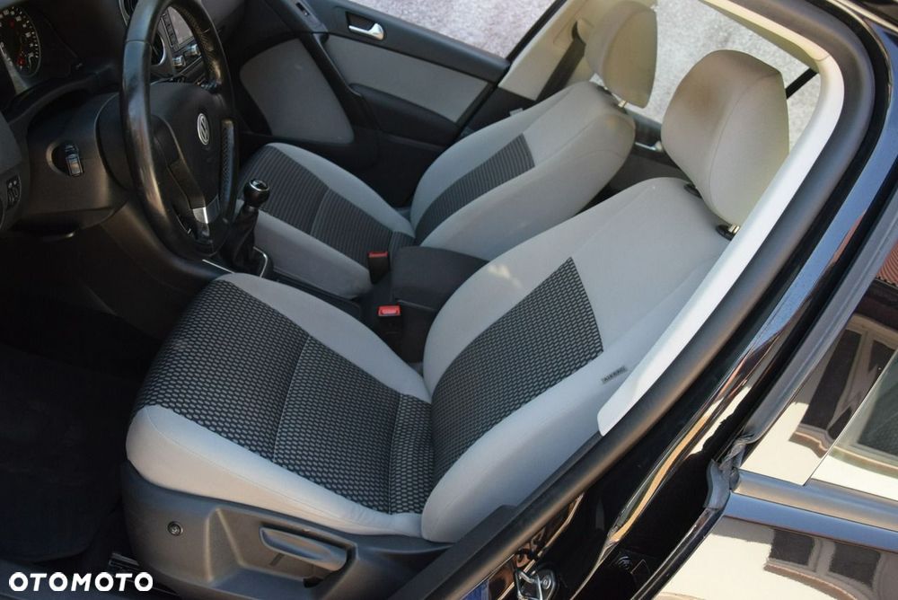 Volkswagen Tiguan 2.0 TDI BlueMot Trend&Fun - 33