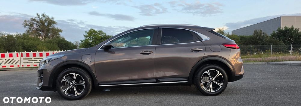 Kia XCeed 1.6 GDI PHEV L Business Line DCT - 6