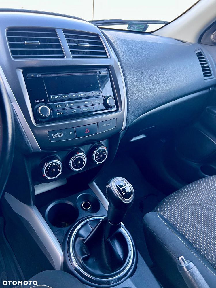Mitsubishi ASX 1.6 Invite - 11
