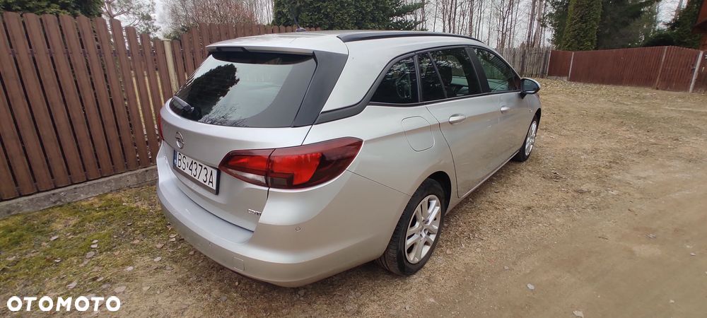 Opel Astra 1.6 CDTI Enjoy - 8
