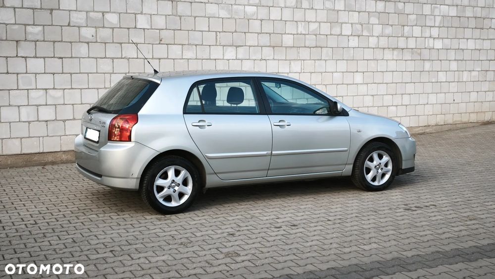 Toyota Corolla 1.4 D-4D Sol - 6