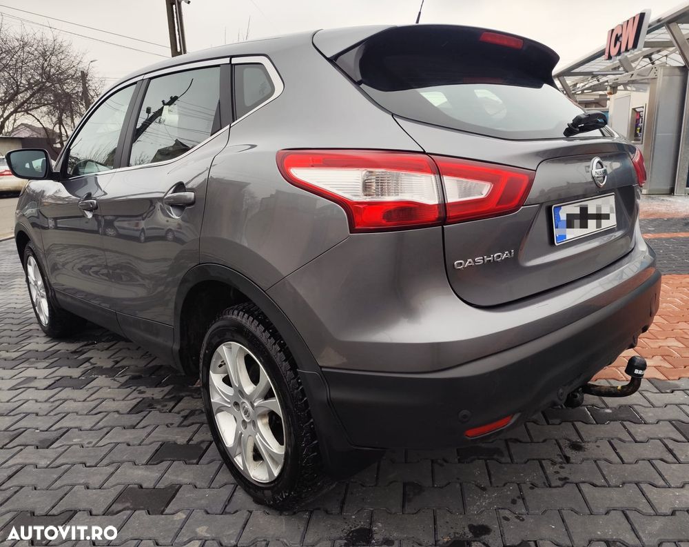 Nissan Qashqai 1.6 DCI 4 x 4 DPF Start/Stop tekna - 4