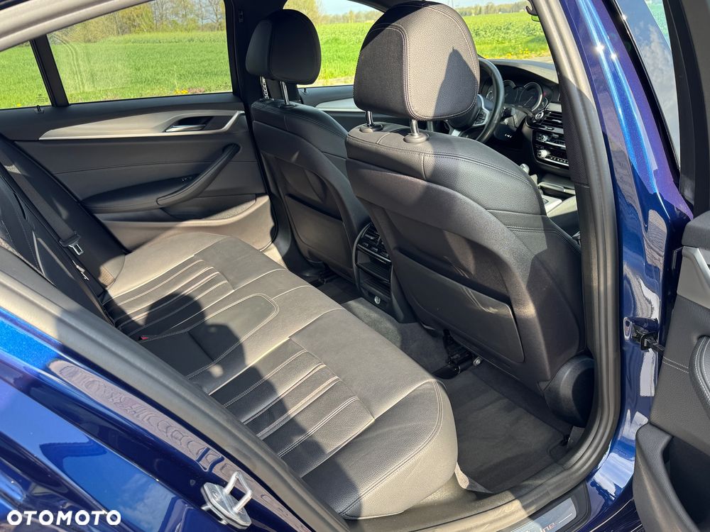 BMW Seria 5 520d xDrive Sport Line sport - 17