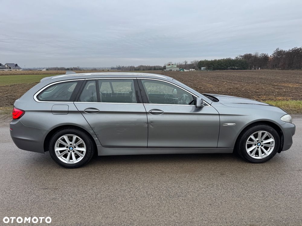 BMW Seria 5 520d - 5