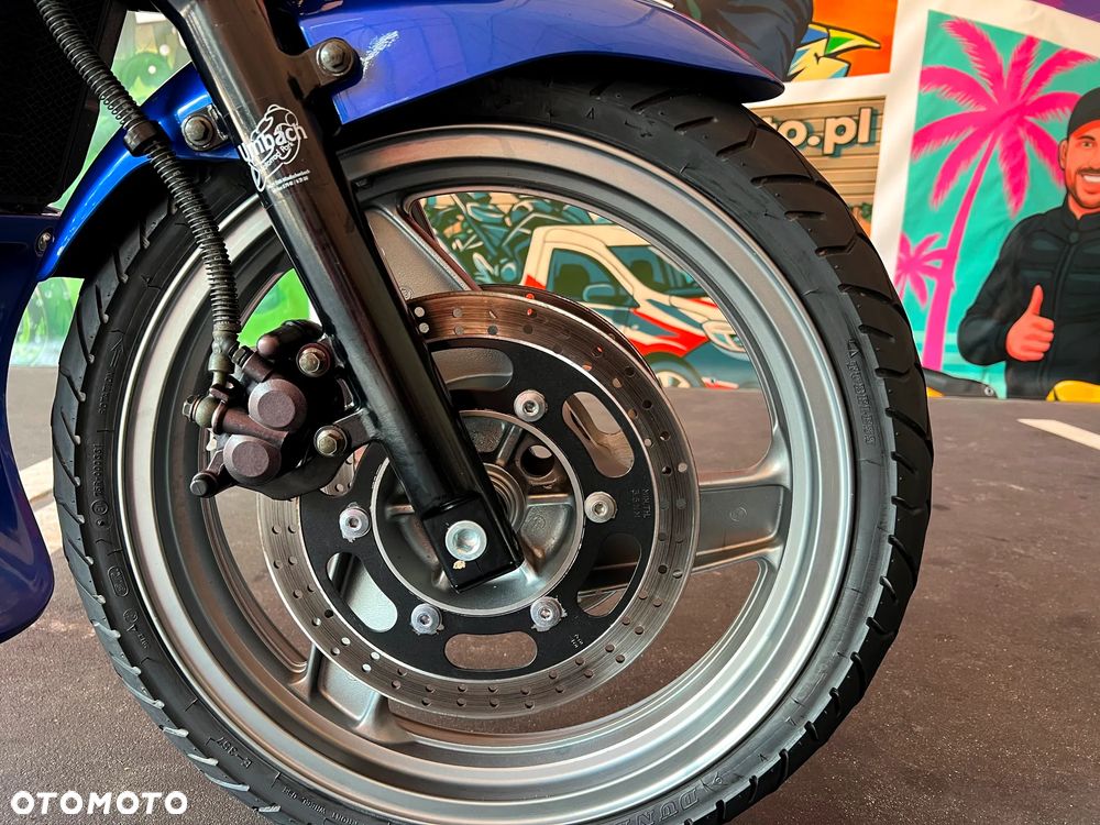 Kawasaki GPZ - 7