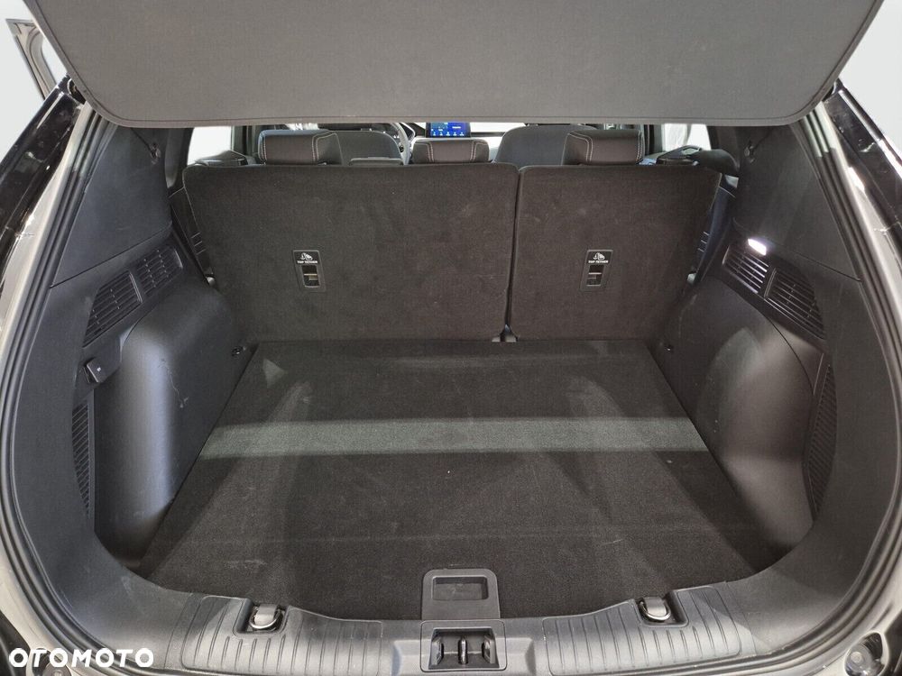 Ford Kuga - 27