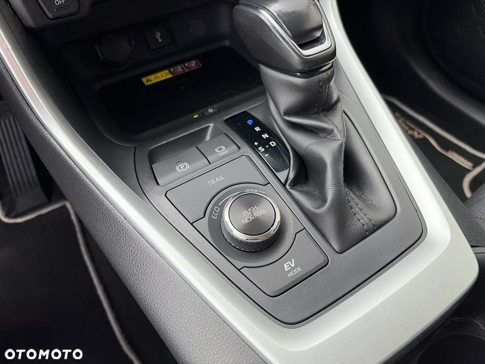 Toyota RAV4 2.5 Hybrid Comfort 4x4 - 19