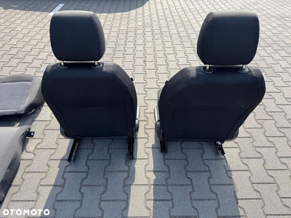KOMPLET FOTELI + BOCZKI MERCEDES A W177 SEDAN 2021 - 9