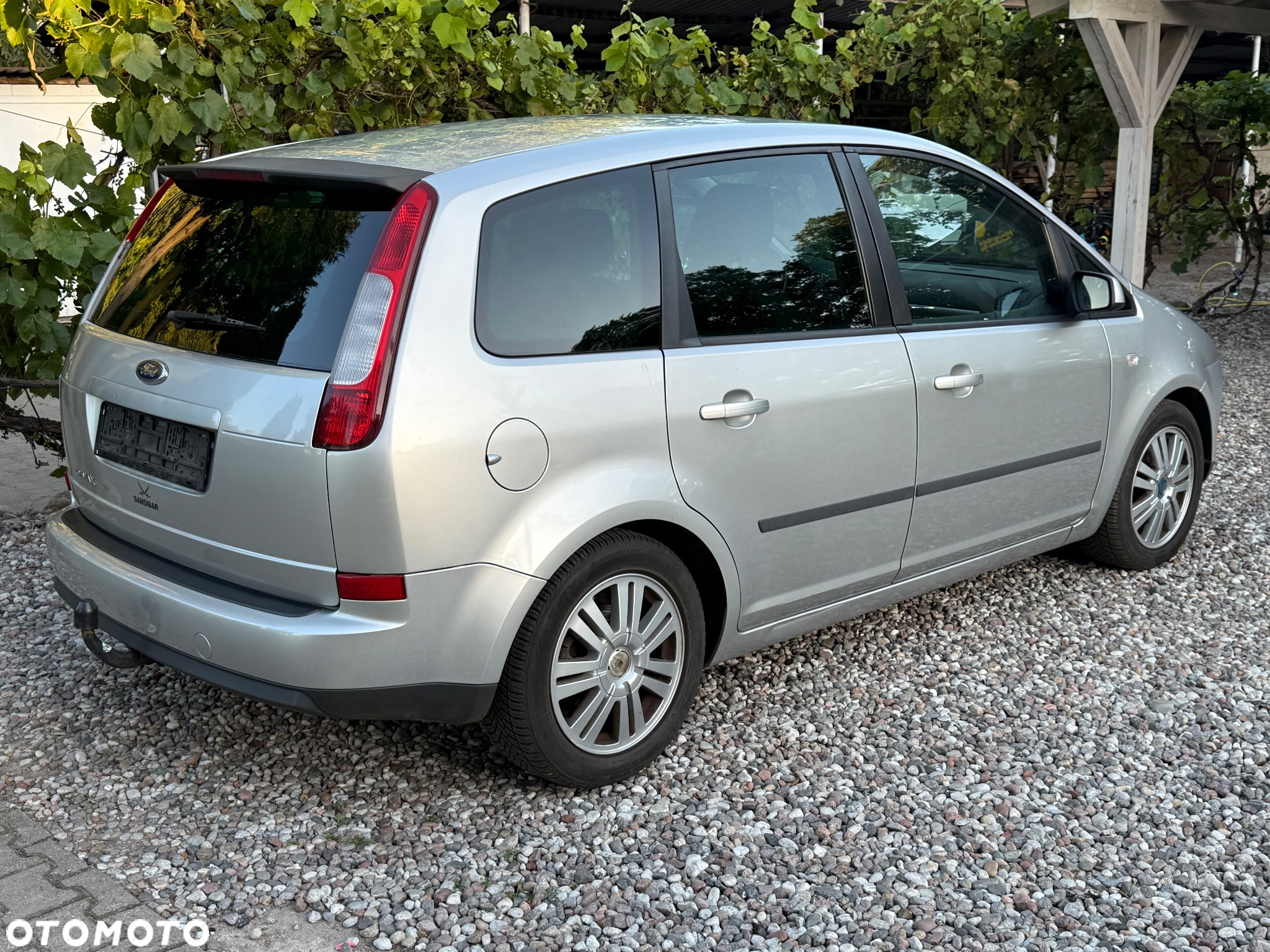 Ford Focus C-Max 1.6 Ti-VCT Ambiente - 2