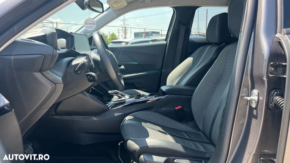 Peugeot 2008 PureTech 130 EAT8 Allure - 6