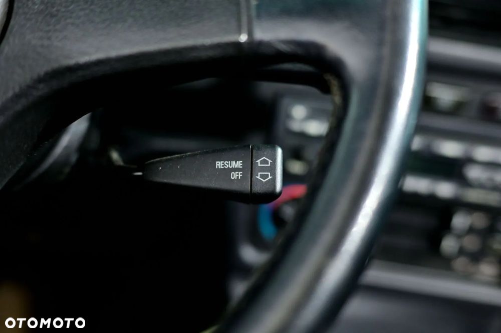 BMW Seria 3 325i - 35