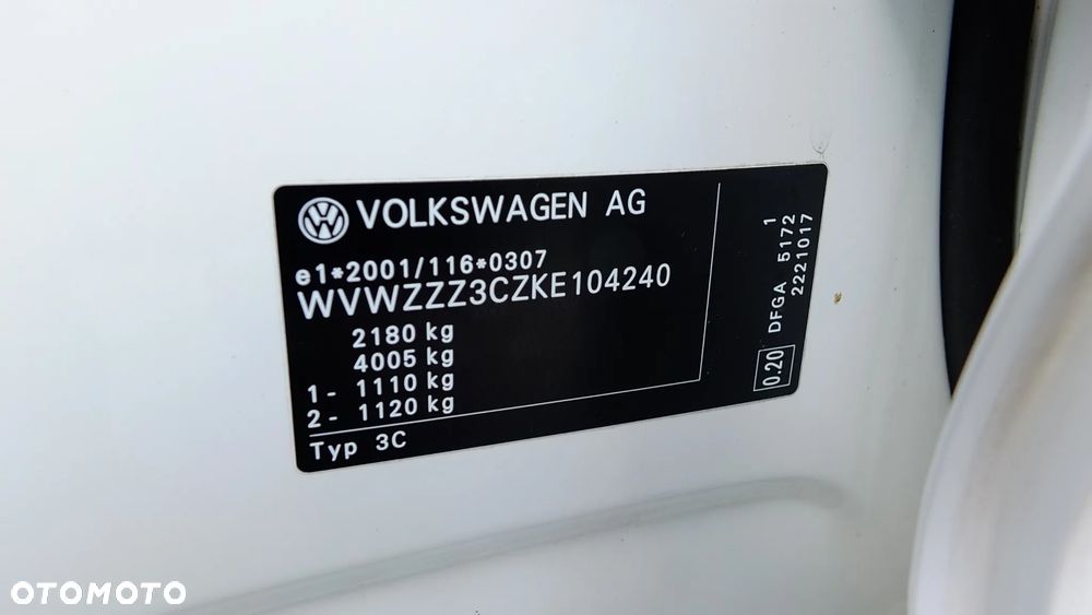 Volkswagen Passat 2.0 TDI BMT Highline DSG - 28