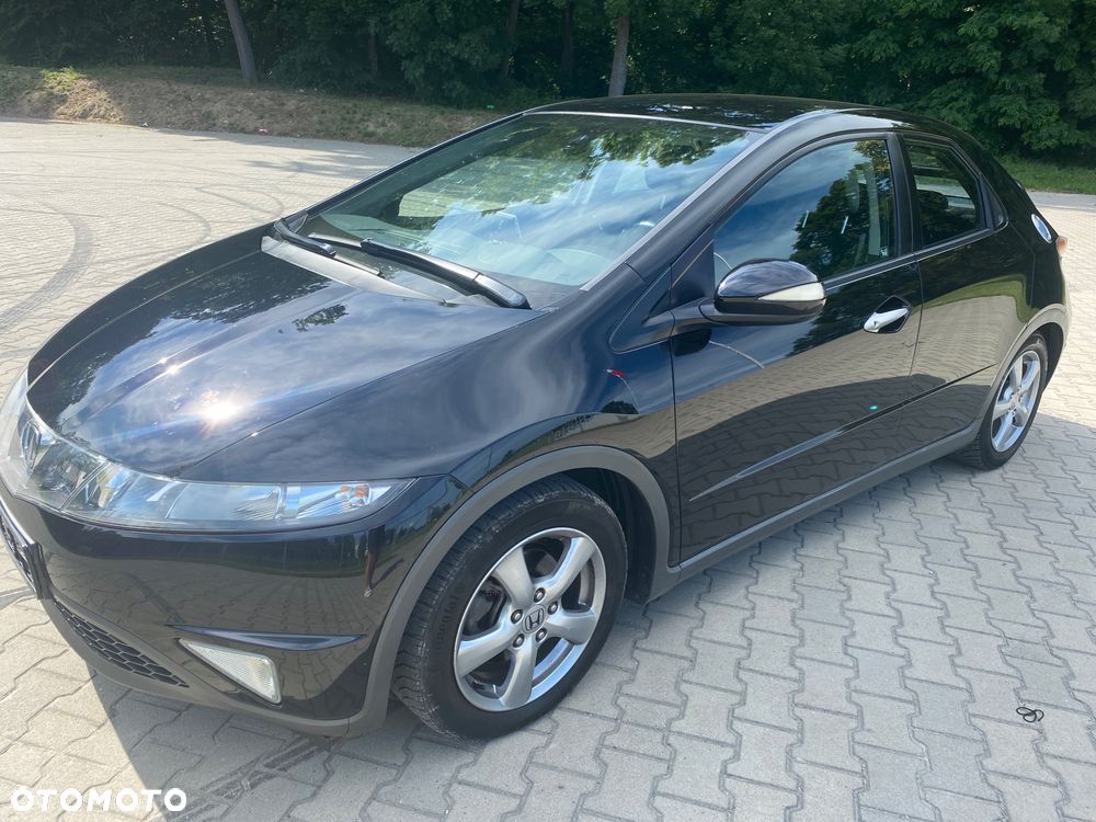 Honda Civic 1.8 Comfort - 3