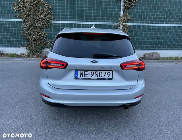 Ford Focus 1.0 EcoBoost Titanium X - 14