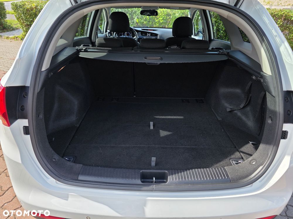 Kia Ceed 1.6 CRDi Spirit - 26